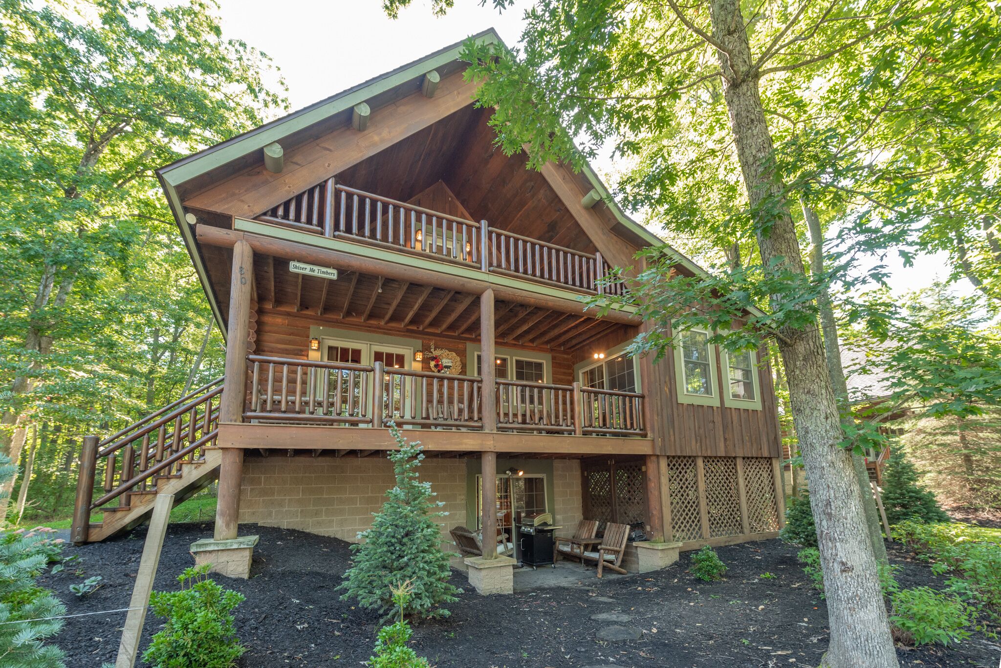 Shiver Me Timbers: Lake Area, Indoor Hot Tub, Summer State Park Access