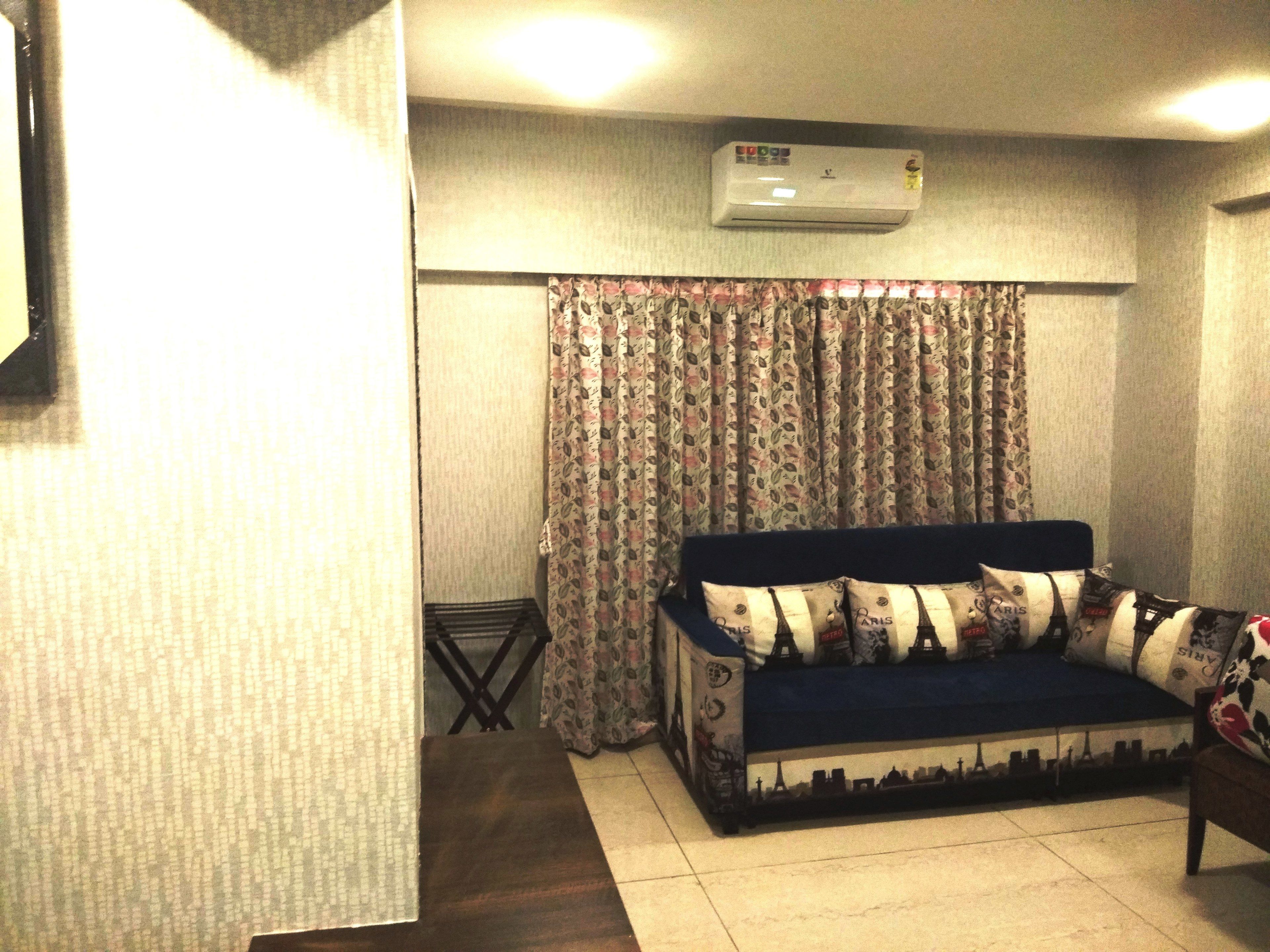 premium triple room | 1 bedroom, premium bedding, minibar, in-room safe