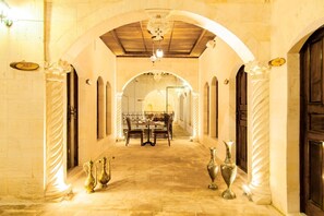 Interior - Sehrazat Konagi (Sanliurfa)