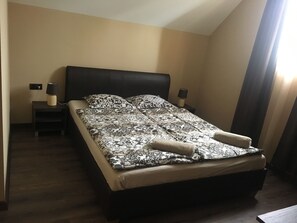 Quarto família, 2 quartos | Wi-Fi de cortesia