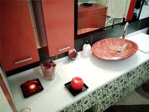 Dupleks Deluks, 3 kamar tidur | Kamar mandi | Perlengkapan mandi gratis, pengering rambut, handuk, dan sampo