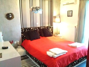 Dúplex Deluxe, 3 habitaciones | 3 dormitorios, escritorio, sistema de insonorización