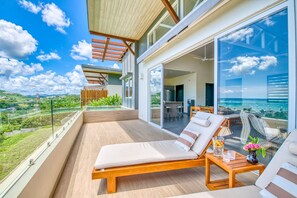 Terrace/patio - La Santa Maria Resort (San Juan del Sur)