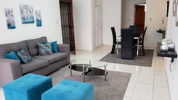 Classic Apartment, 2 Bedrooms, Kitchen, Courtyard View | View from room