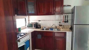 Exclusive Apartment, 3 Bedrooms, 2 Bathrooms, Courtyard View | Private kitchenette | Full-sized fridge, coffee/tea maker, rice cooker