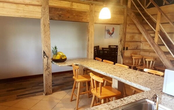 Interior detail - Casa Familiar El Granero Monteverde (Monteverde)