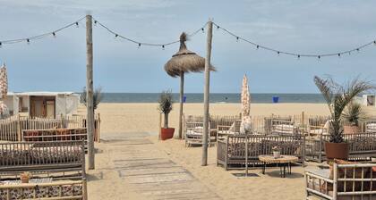 * newly renovated * holiday home ** south terrace ** 300m to the beach / sea *