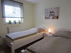 3 quartos, Wi-Fi de cortesia, roupa de cama