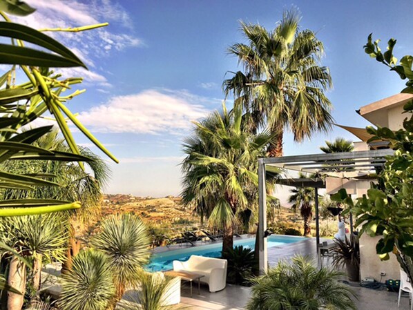 Pool - Villa Mozaic ...... wonderful setting with panoramic views, pool 16mX3 (Agrigento)