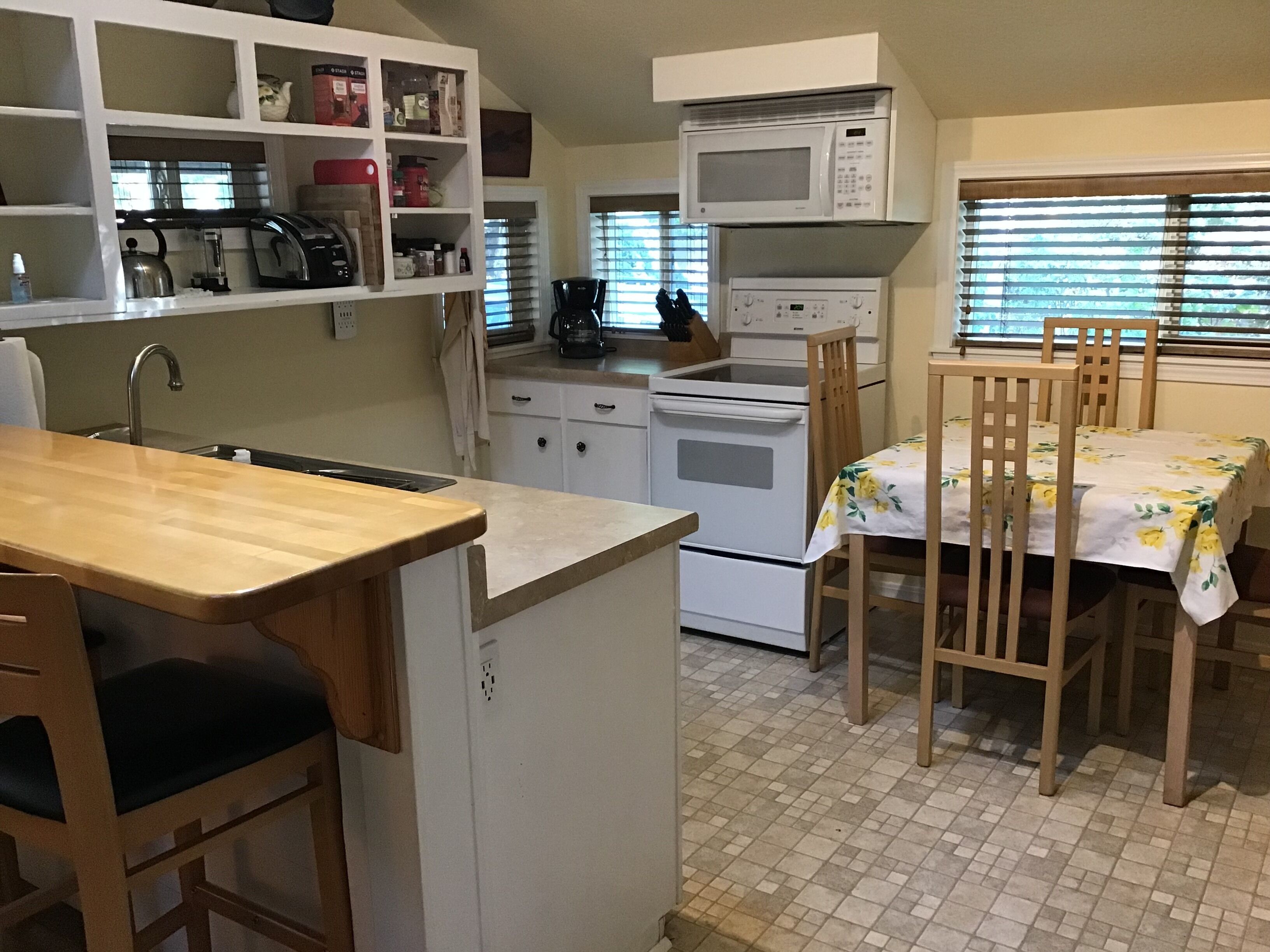 Standish Cottage is Creekside