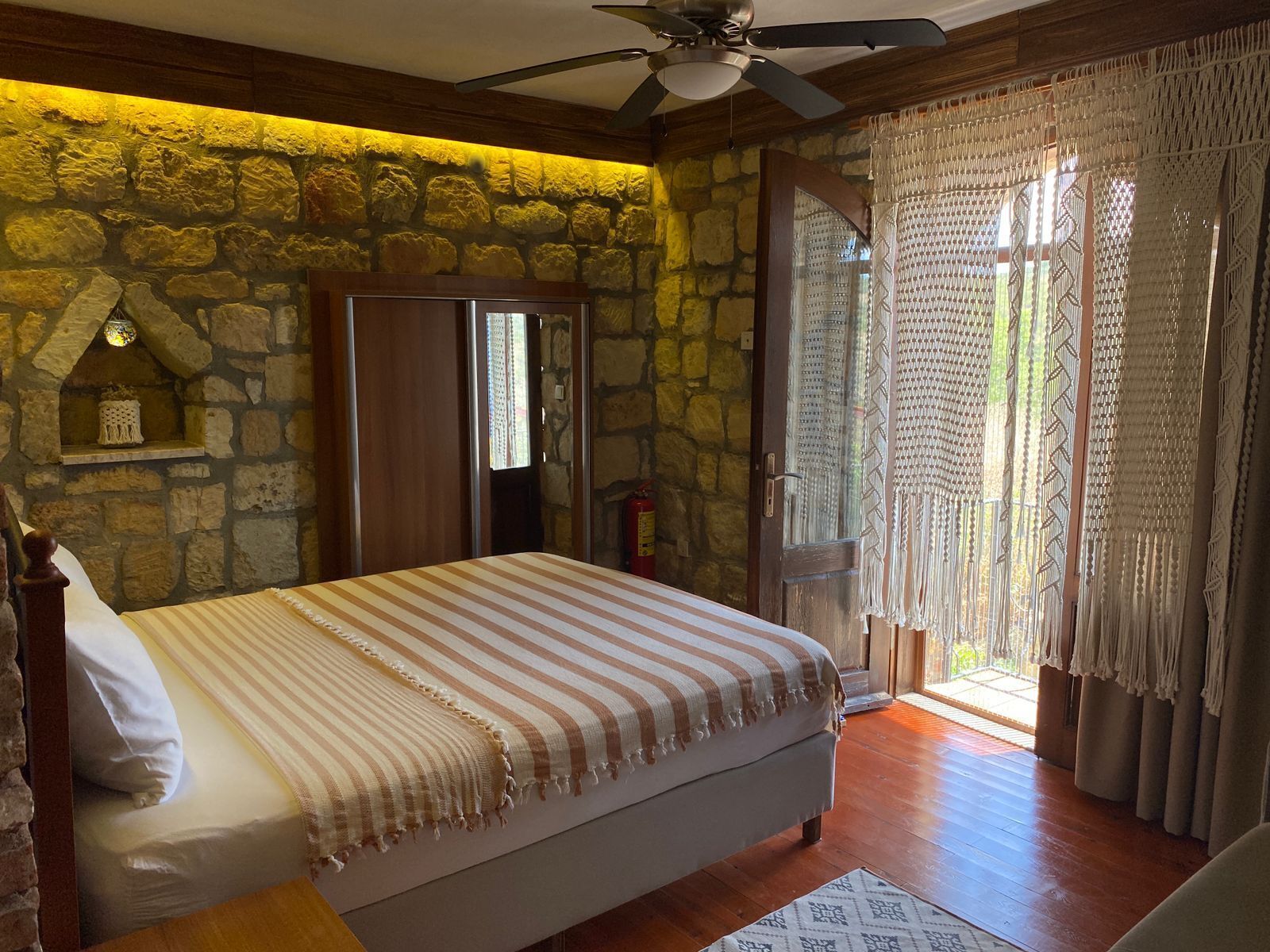Design Double Room, 1 Bedroom, Non Smoking, Sea View with Balcony | 1 bedroom, Egyptian cotton sheets, premium bedding