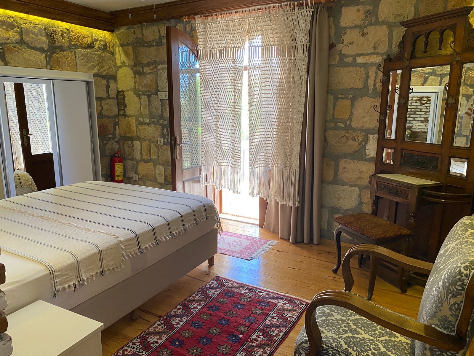 Design Double Room, 1 King Bed, Mountain View with Balcony