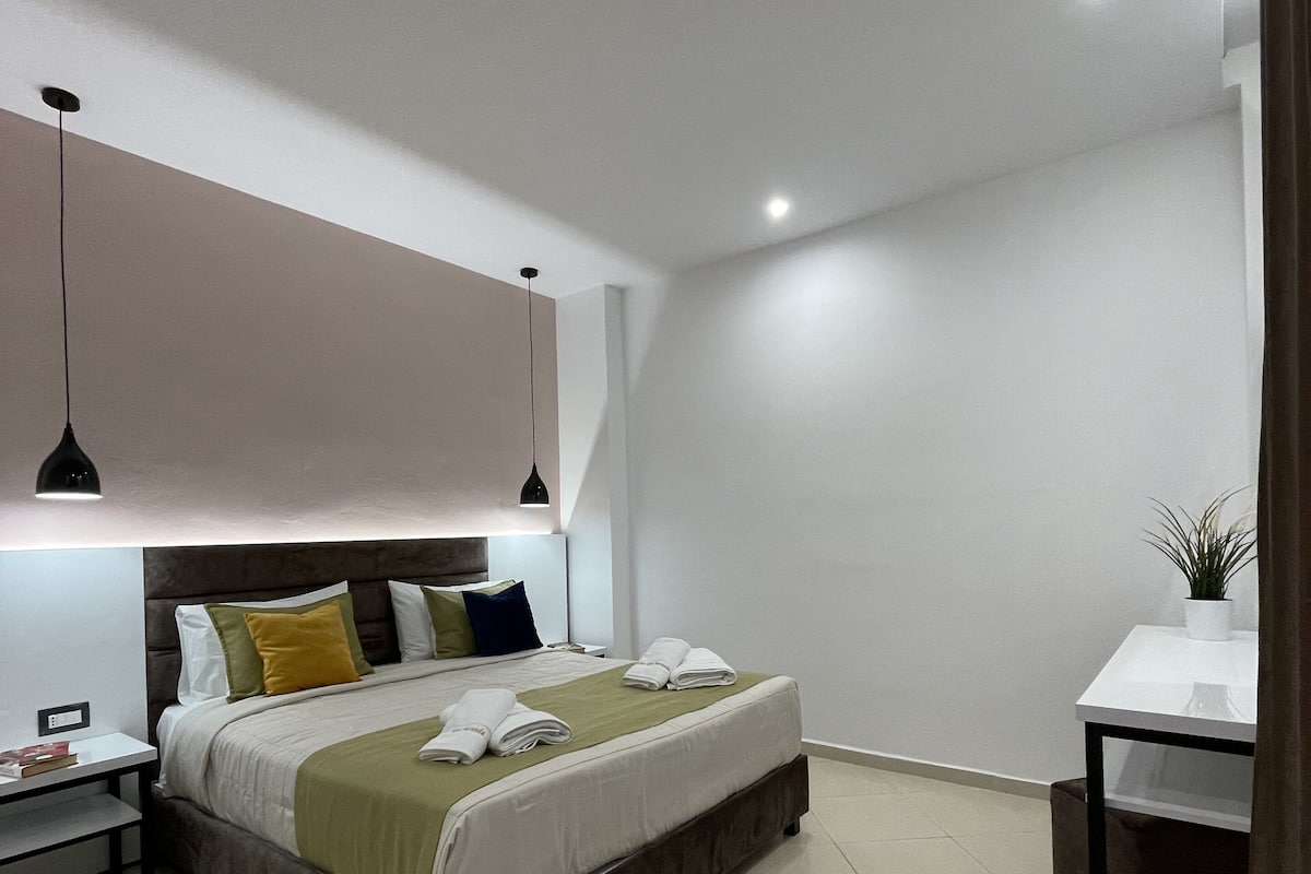 1 bedroom, individually decorated, blackout drapes, soundproofing