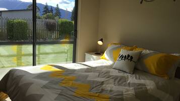 Executive House, 3 Bedrooms, 2 Bathrooms, Garden View | 3 bedrooms, desk, iron/ironing board, free cribs/infant beds