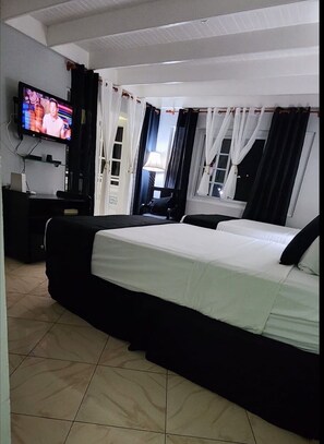 2 chambres, coffre-fort, bureau, système d’insonorisation