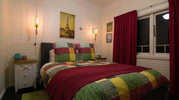 1 chambre, fer et planche Ă repasser, Wi-Fi, draps fournis