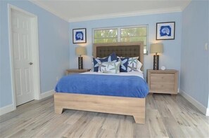 4 Schlafzimmer, Bügeleisen/Bügelbrett, kostenloses WLAN, Bettwäsche