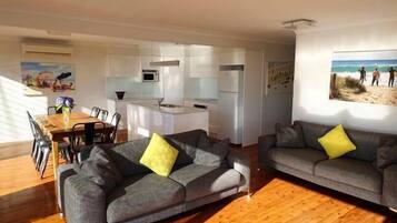 Smart TV, DVD player, books, music library