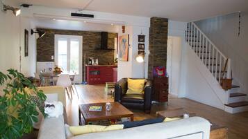 Televisie en een tafeltennistafel