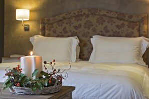 Superior Double Room, Non Smoking | Egyptian cotton sheets, premium bedding, memory-foam beds, in-room safe - Aberratio Boutique Hotel (Zagori)