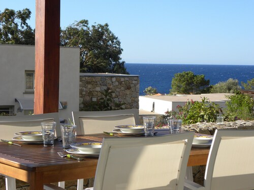 Mini villa with 2 bedrooms, SEA VIEW & A/C