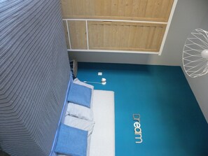 2 bedrooms, iron/ironing board, travel crib, bed sheets