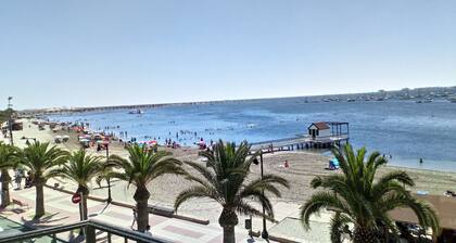 APARTMENT, WIFI, PRICELESS SEAFRONT APARTMENT, WIFI, PRICELESS VIEWS Ok