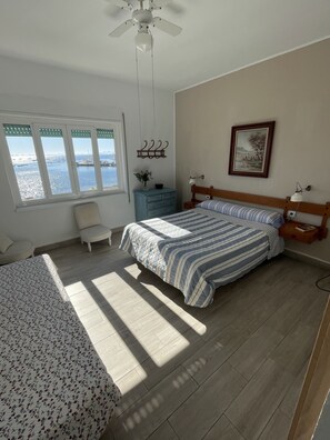 4 bedrooms, iron/ironing board, free WiFi, bed sheets