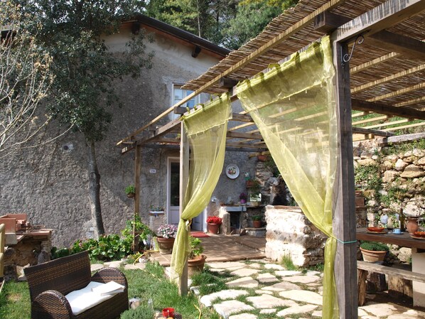 Terrace/patio - The rustic Tuscan that you have always wanted to live (Camaiore)