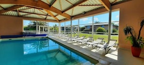 Piscine couverte, piscine chauffée