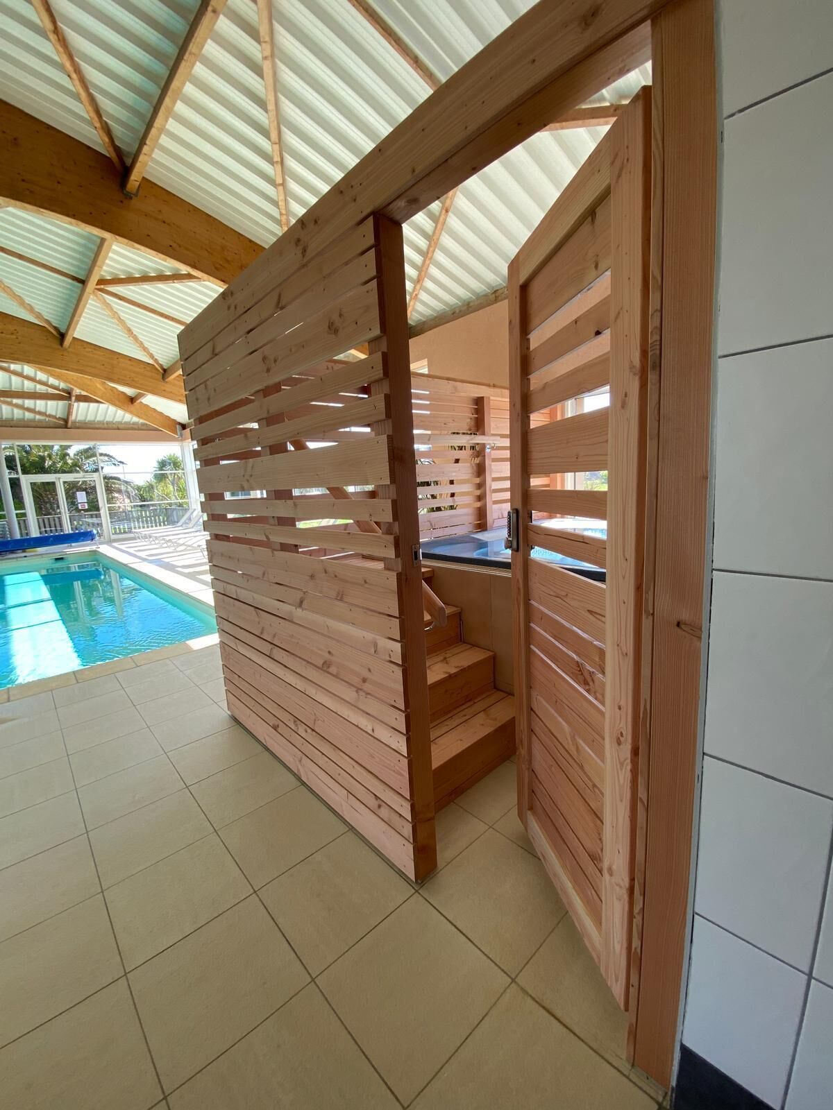 Piscine couverte, piscine chauffée