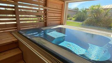 Piscine couverte, piscine chauffée