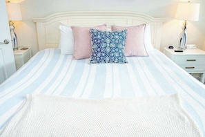 4 bedrooms, iron/ironing board, WiFi, bed sheets
