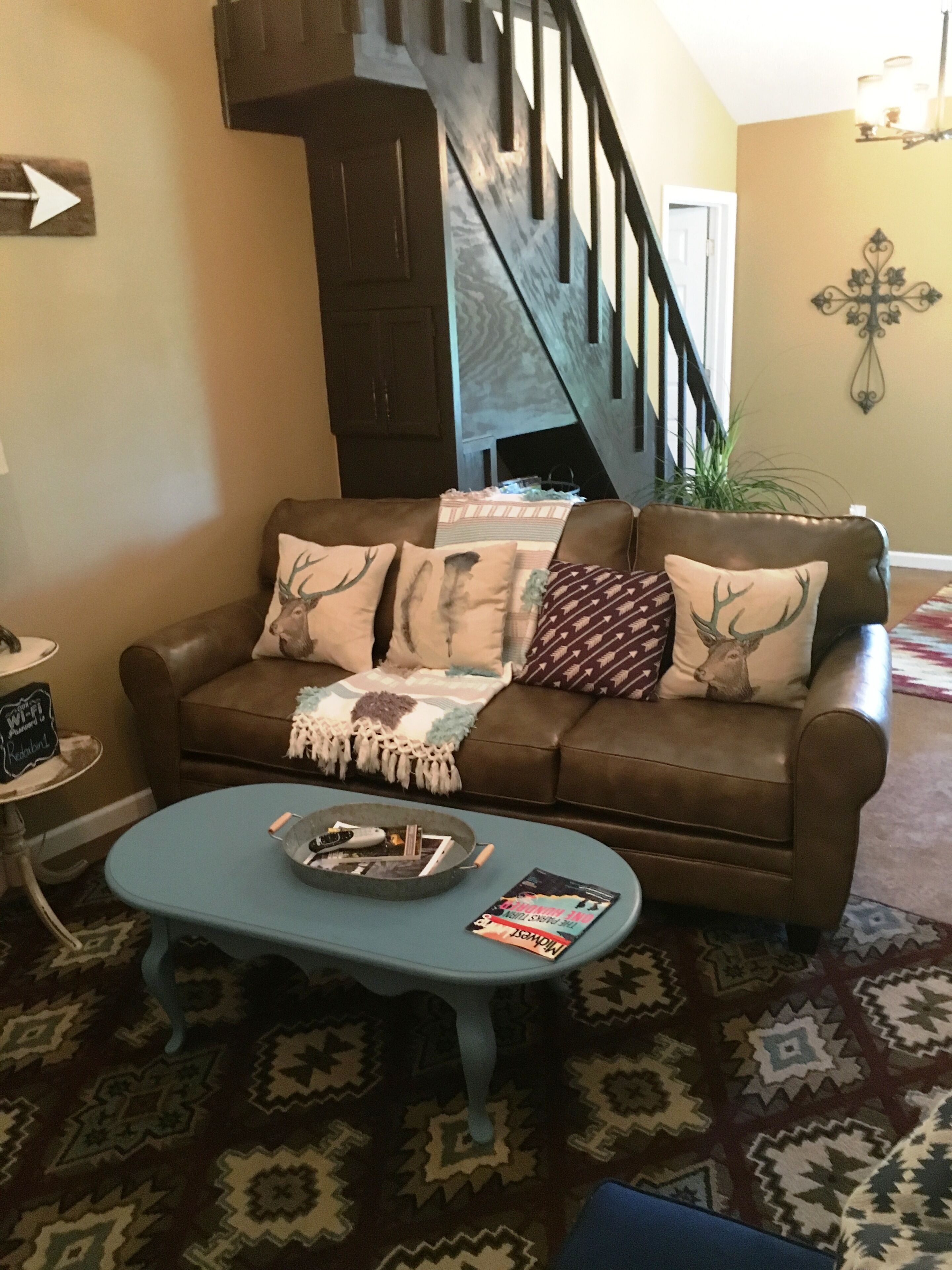 The Red Cabin Located in the Beautiful Upper Buffalo River Country. Great Place!