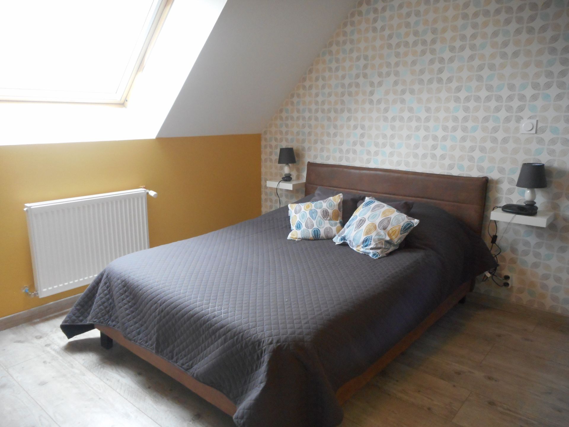 1 chambre, fer et planche à repasser, lit parapluie, Wi-Fi gratuit