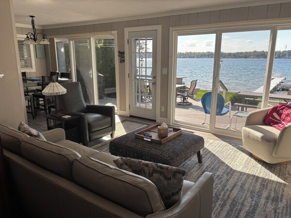 Smart TV, DVD player, books