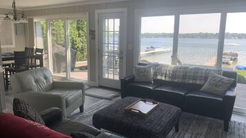 Smart TV, DVD player, books