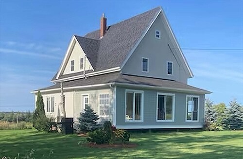 Charming 4 Bedroom Country House - 10 km from Summerside - 