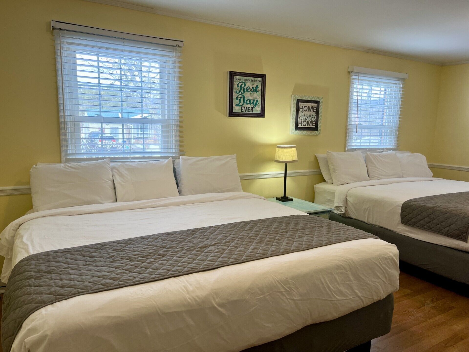 5 chambres, fer et planche à repasser, Wi-Fi gratuit, draps fournis