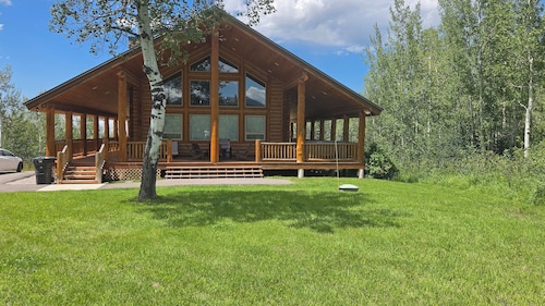 Leigh Creek Log Home