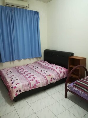 Rumah Standar, 3 kamar tidur | AC