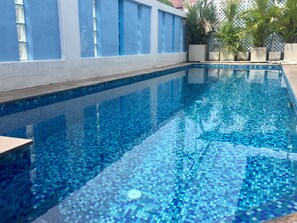 3-Bedroom Villa with Private Pool | Terrace/patio - M Tropical Villa - East Pattaya (Pattaya)