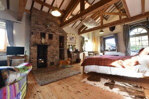 Premium bedding, individually decorated, individually furnished - Low Mill Guest House (Leyburn)