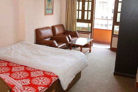 Twin Room. Hotel Swastik