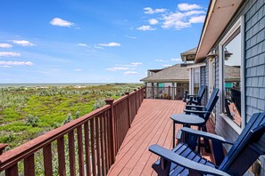 Property grounds - Beachfront & FABULOUS! Refreshing Private Pool! (Port Aransas)