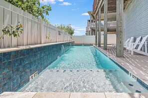 Pool - Come relax and enjoy the ocean views from this spectacular home! This home is th (Port Aransas)