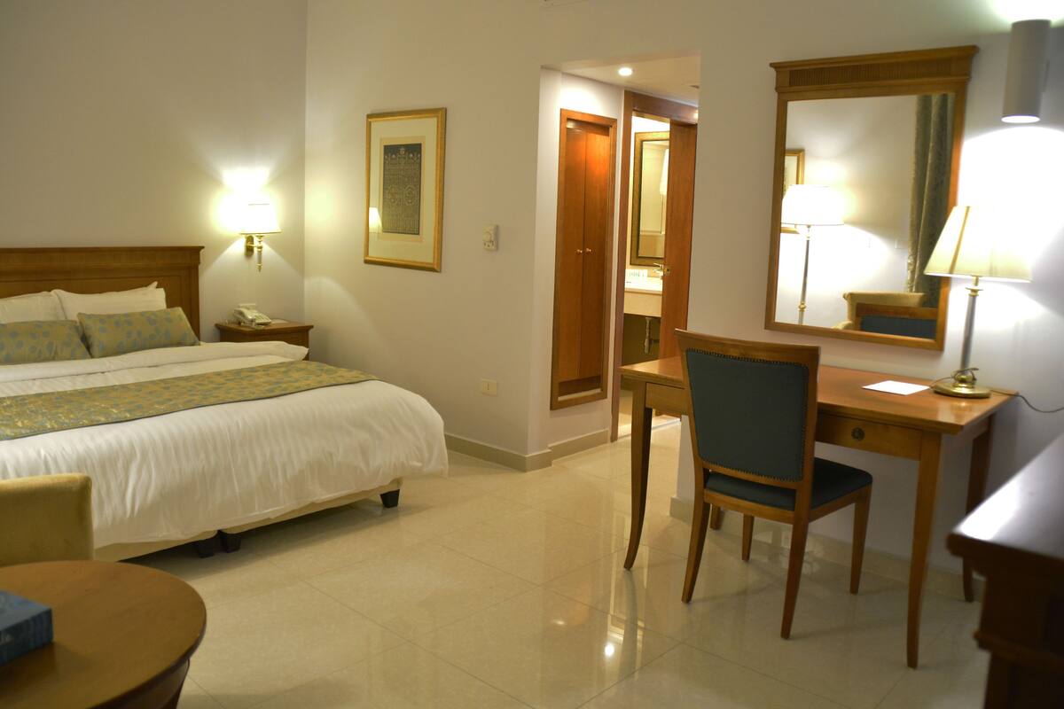 premium bedding, in-room safe, desk, blackout curtains
