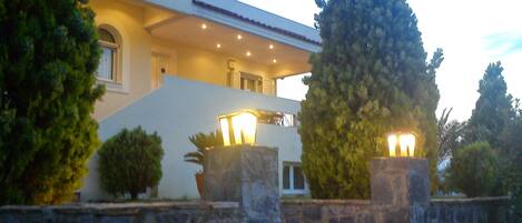 Front of property - evening/night