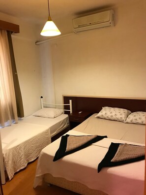 Apartment, 1 Bedroom | Soundproofing, free WiFi, bed sheets - Times Apart (Cesme)