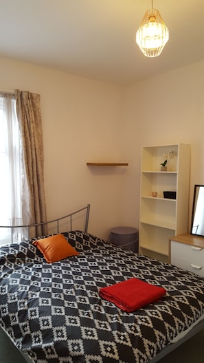 House, 3 Bedrooms - Stunning Somerset House (Middlesbrough)